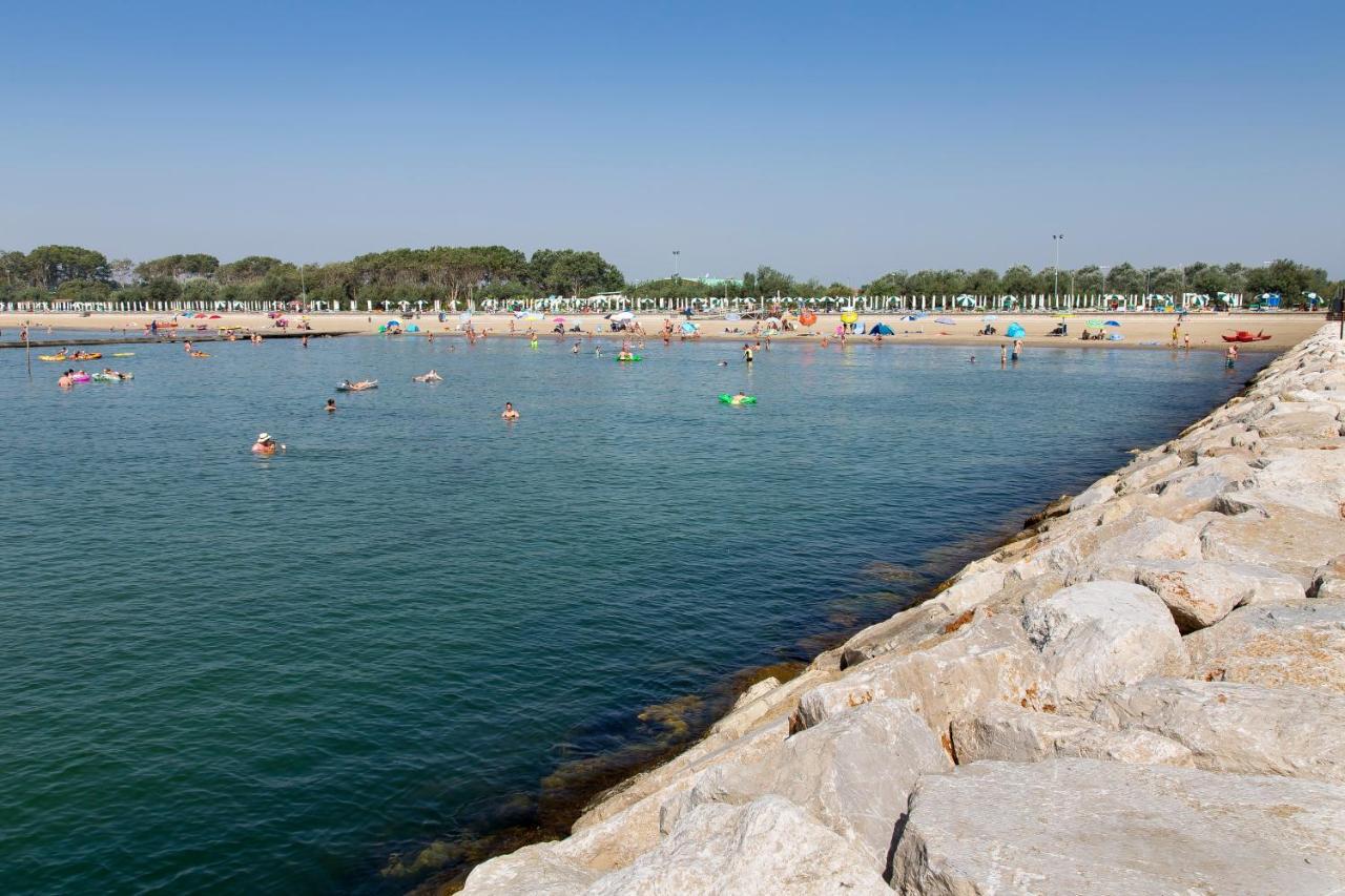 Pini Village Lido Altanea Caorle Exterior photo